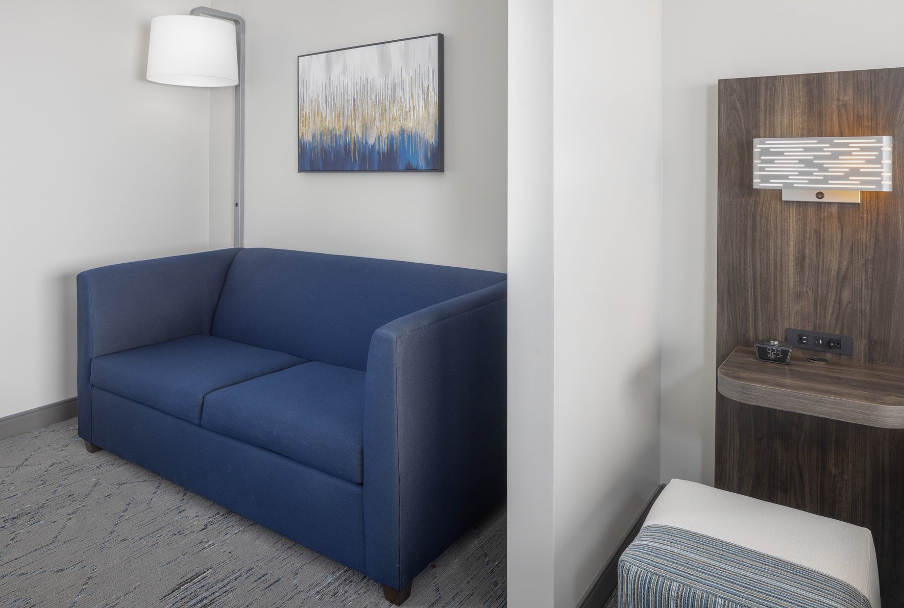 Holiday Inn Express - Ludlow - Chicopee Area - Tap to explore photos