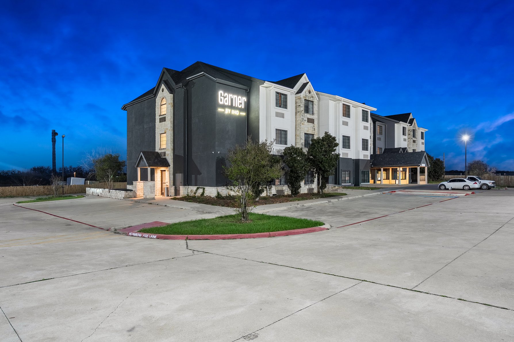 Microtel Inn & Suites by Wyndham Gonzales TX