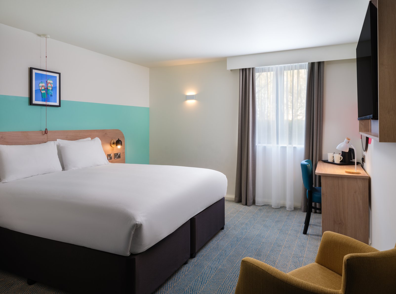 Garner Hotel ROTHERHAM EAST by IHG - Tap to explore photos