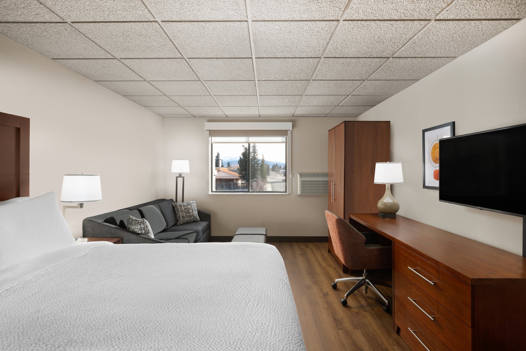 Garner Hotel BUTTE SOUTHEAST by IHG - Tap to explore photos