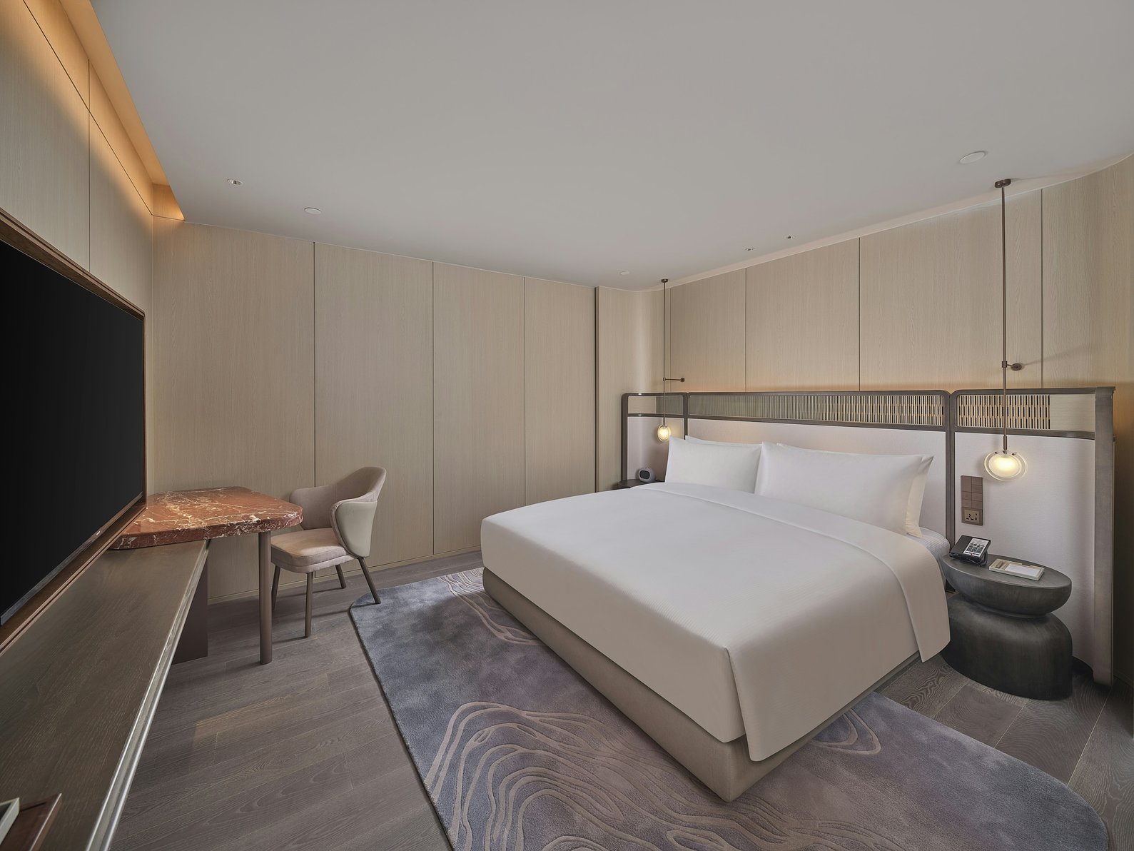 The Reserve Hotel Luoyang, Curio Collection by Hilton - Tap to explore photos