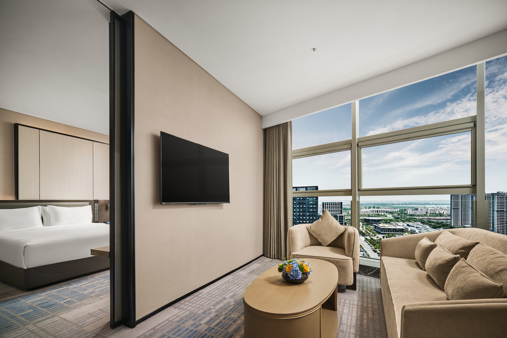 Crowne Plaza SHAOXING BINHAI NEW AREA by IHG - Tap to explore photos
