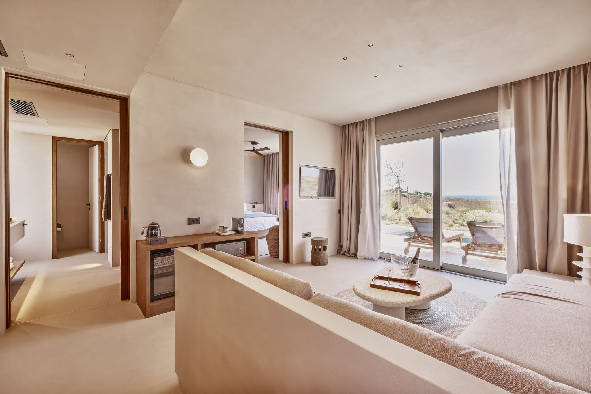 Ovea Paros