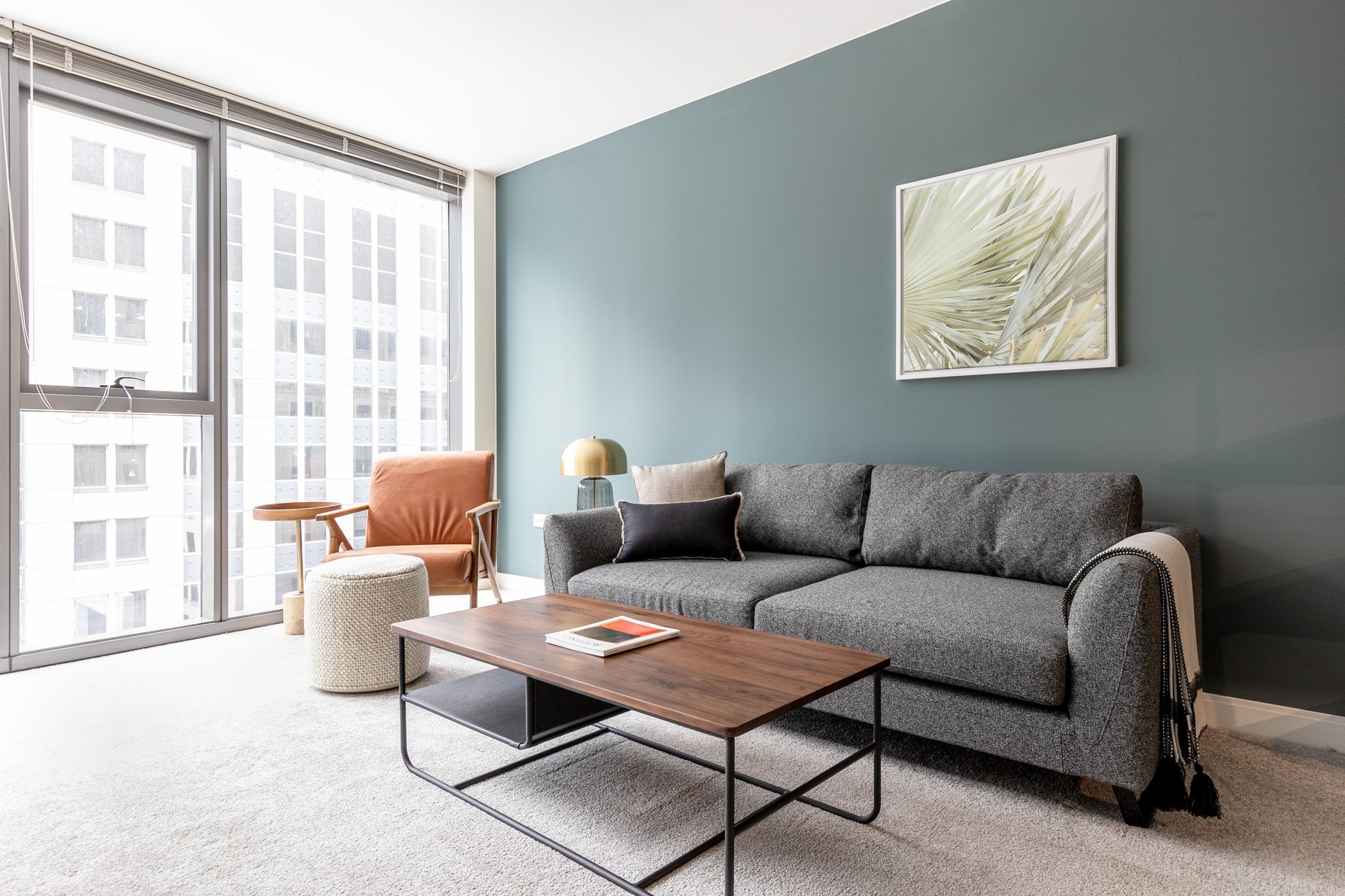 Lake And Wells Apartments – Chicago, IL