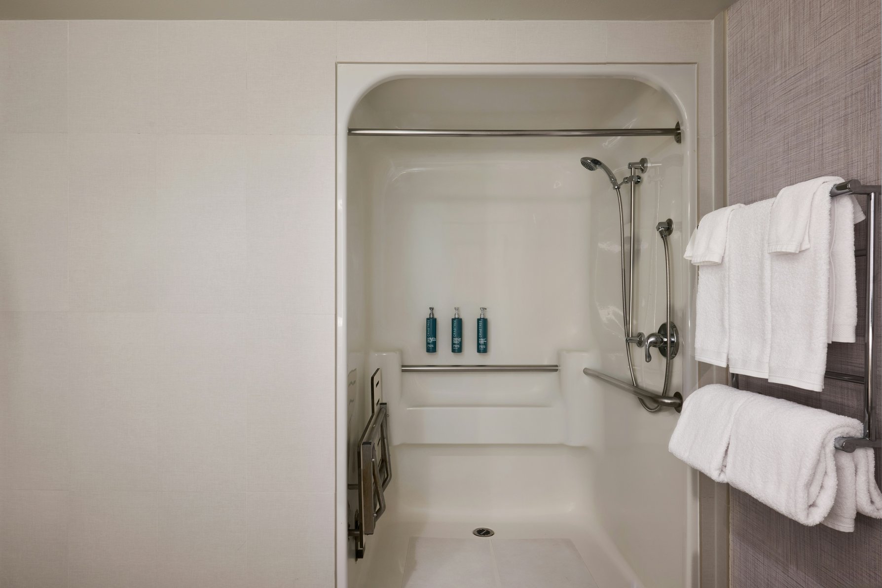 DoubleTree by Hilton Hotel Flagstaff - Tap to explore photos