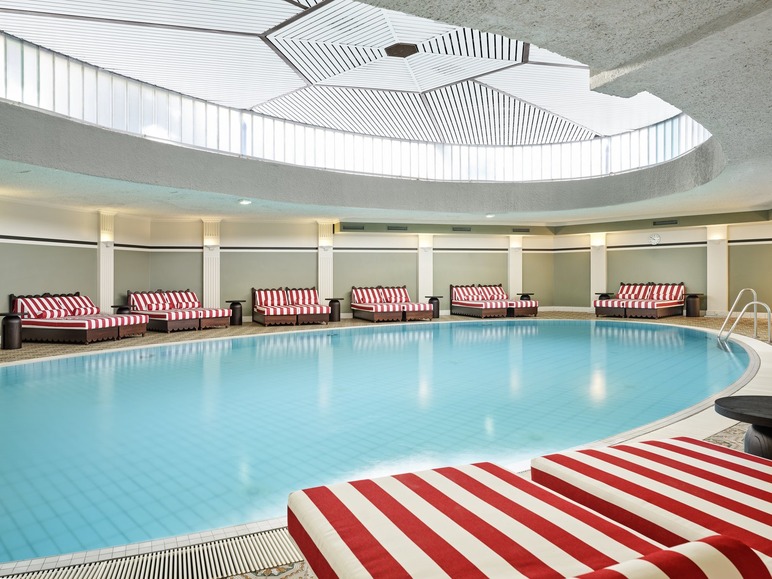 Vignette Collection BRISTOL BERLIN by IHG - Tap to explore photos
