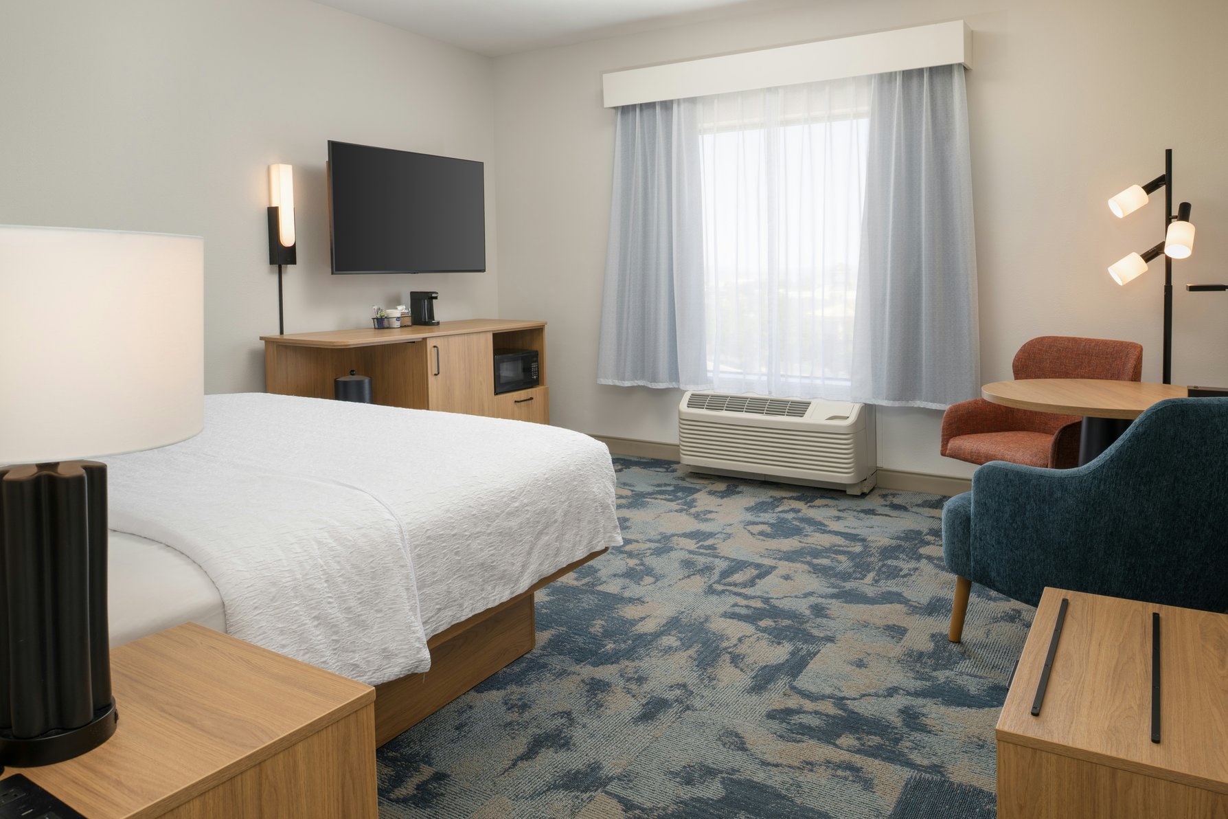 Hampton Inn & Suites by Hilton Prescott Valley - Tap to explore photos