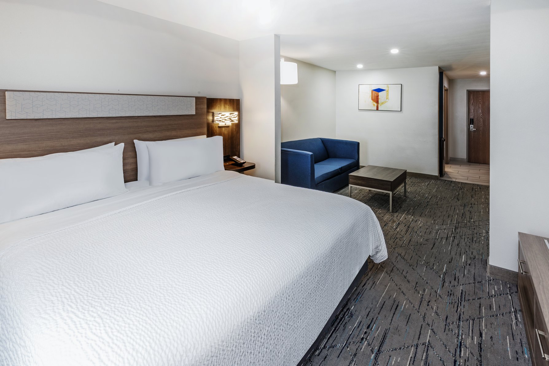 Holiday Inn Express Hotel & Suites Laredo-Event Center Area - Tap to explore photos