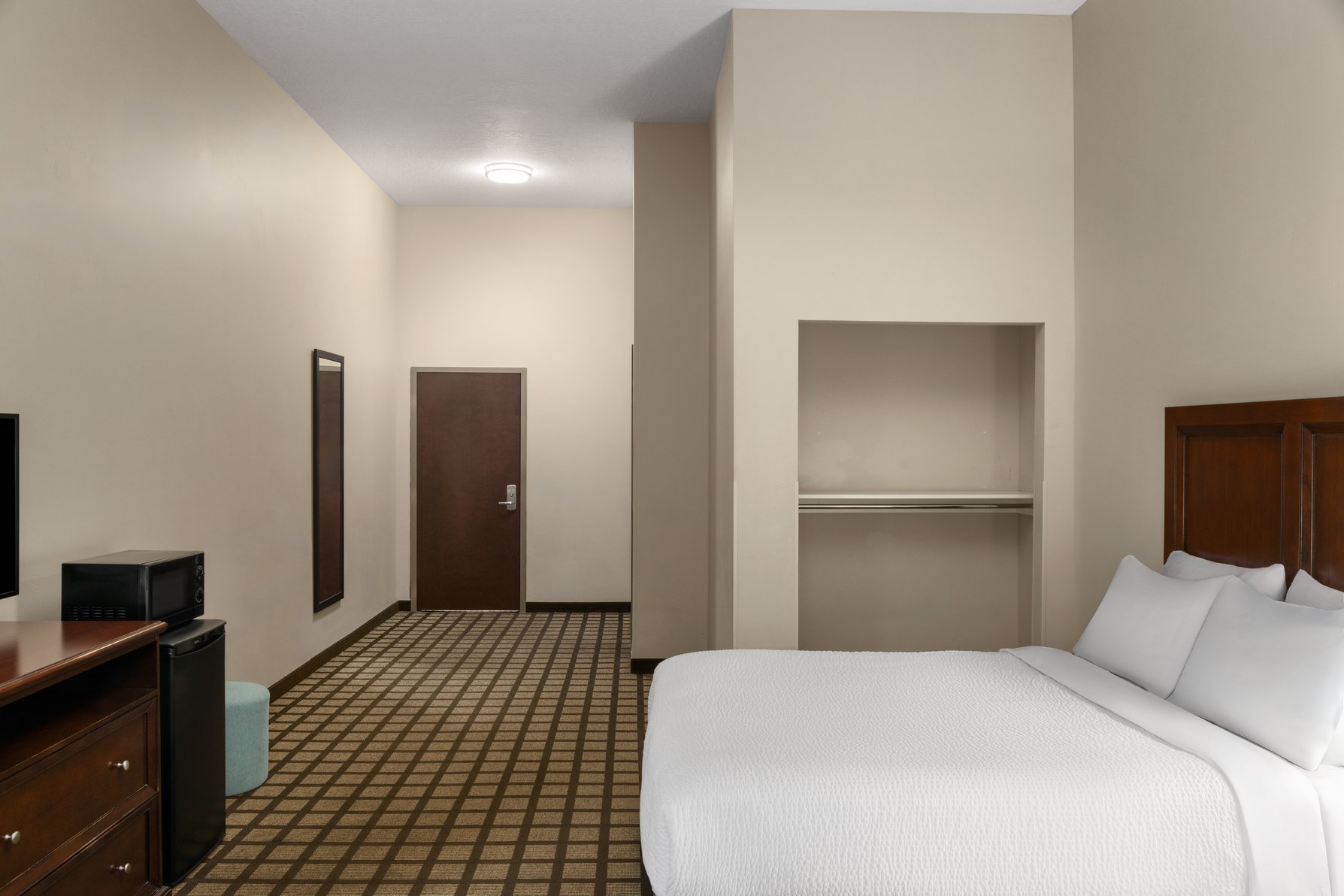 Garner Hotel PAGE - LAKE POWELL AREA by IHG - Tap to explore photos