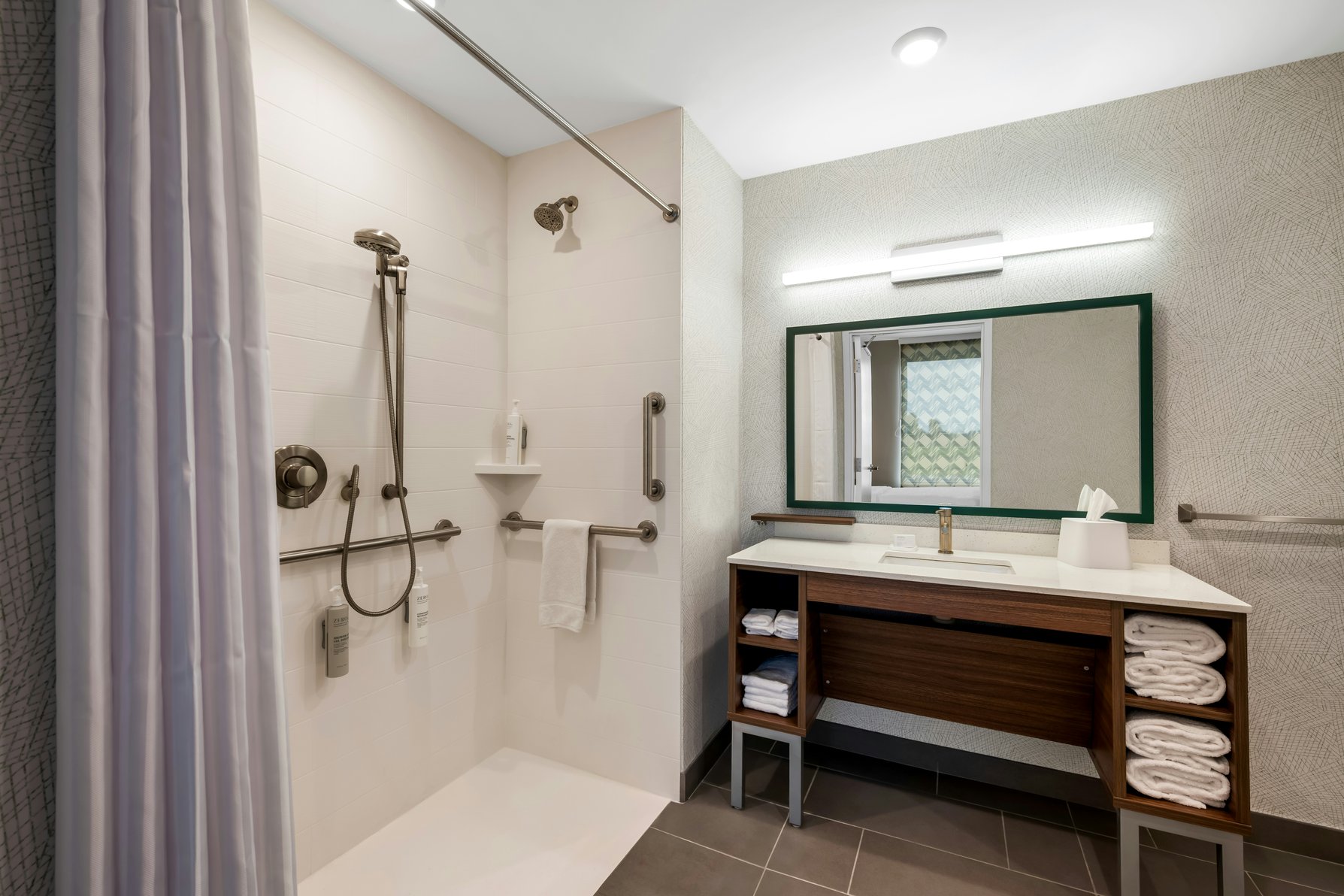 Home2 Suites by Hilton Sneads Ferry North Topsail Beach - Tap to explore photos