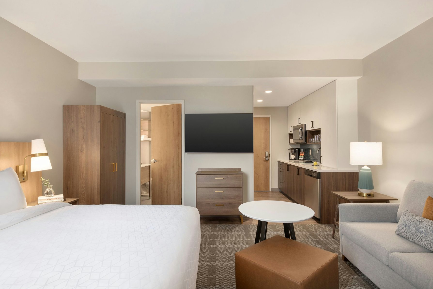 Staybridge Suites ROCHESTER - Tap to explore photos