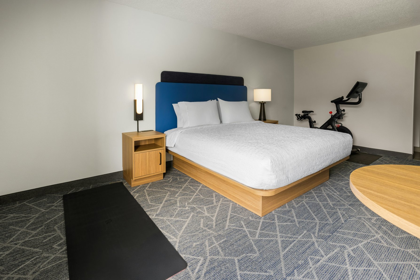 Hampton Inn by Hilton Staunton - Tap to explore photos