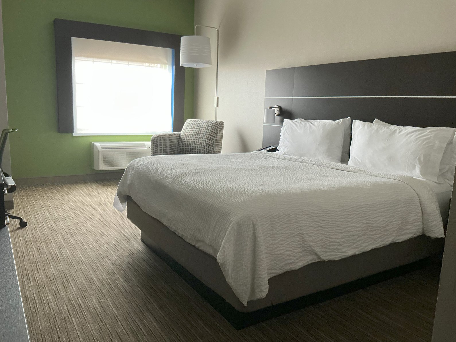 Holiday Inn Express & Suites Ada - Tap to explore photos