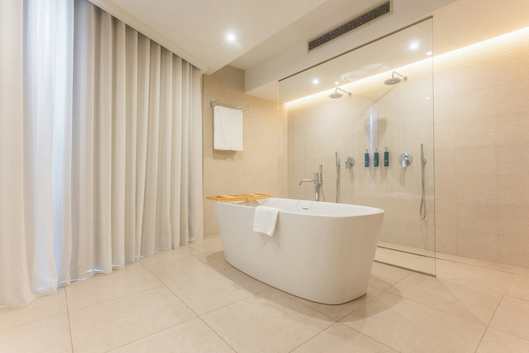 DoubleTree by Hilton Malta - Tap to explore photos