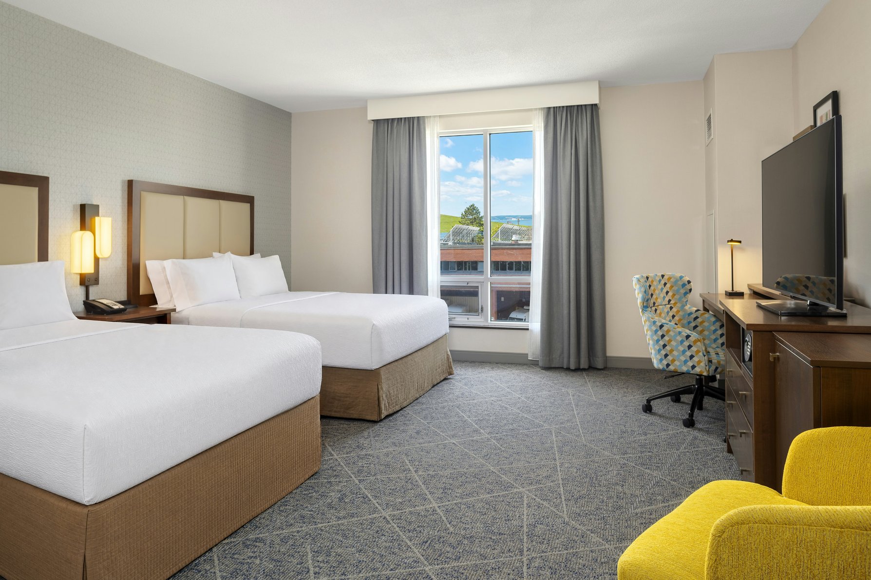 Hampton Inn by Hilton Halifax Downtown - Tap to explore photos