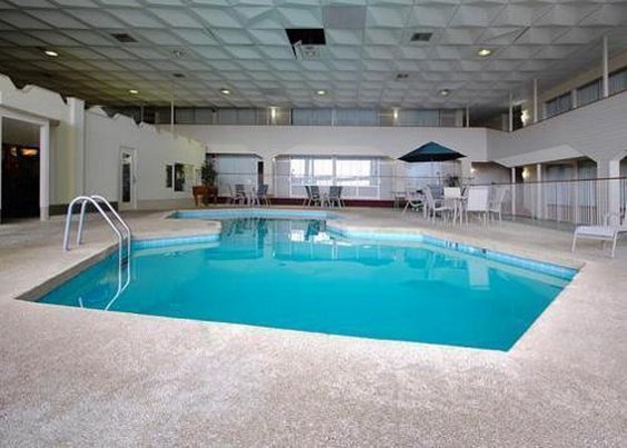 Quality Hotel & Convention Center - Hastings, NE
