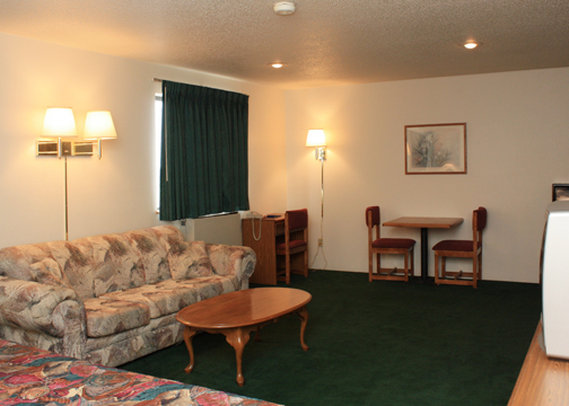 Econo Lodge - Le Mars, IA