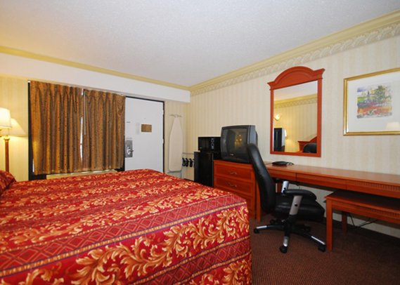 Econo Lodge - New Castle, DE