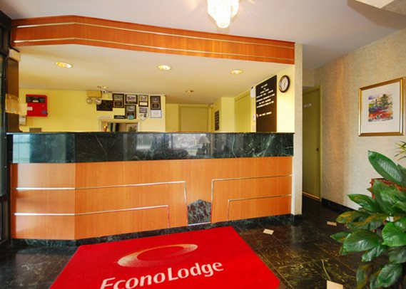 Econo Lodge - New Castle, DE