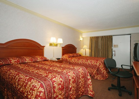 Econo Lodge - New Castle, DE