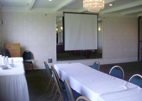 Clarion Inn - Wakefield, MA