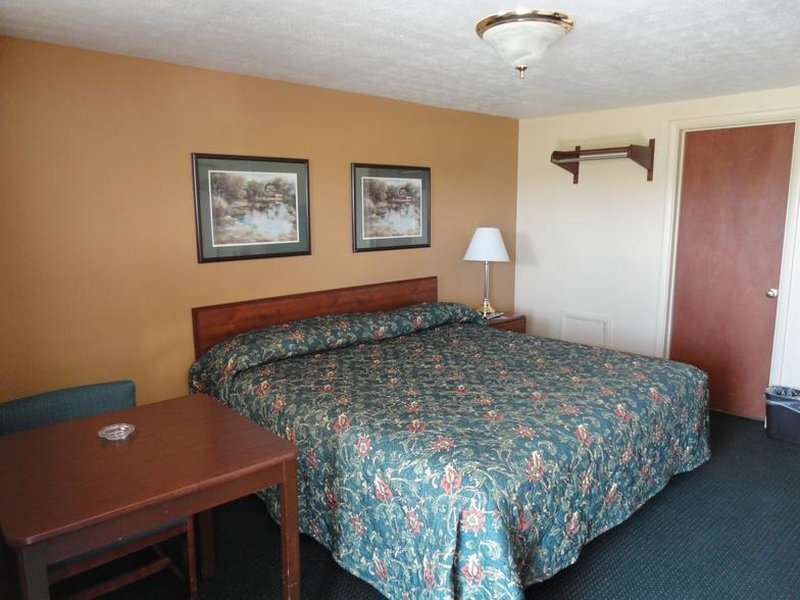 Budget Inn - Lockbourne, OH