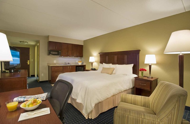 Hampton Inn Dulles/Cascades - Sterling, VA
