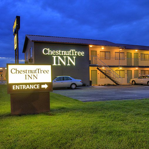 Chestnut Tree Inn Portland Mall 205 Motel - Portland, OR