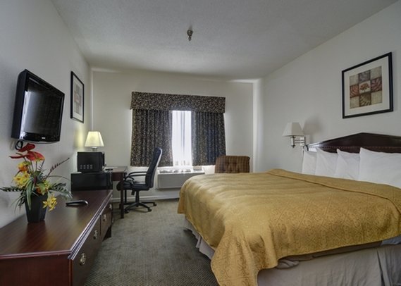 Quality Inn - Peru, IL