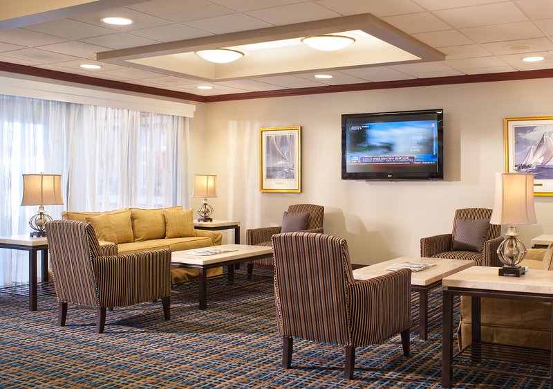 Holiday Inn Express MIDDLETOWN/NEWPORT - Middletown, RI