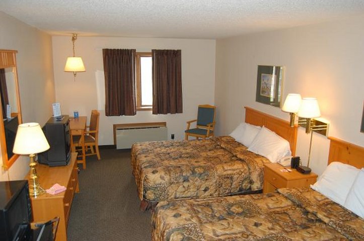 River Lodge - Pierre, SD