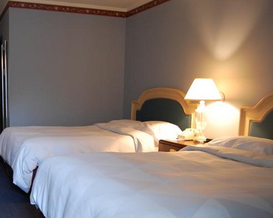 Beach Harbor Resort - Sturgeon Bay, WI