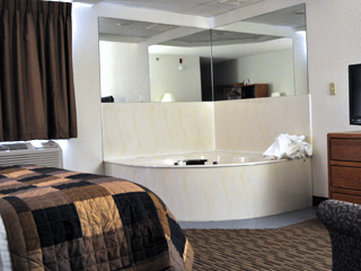 Americinn - Menominee, MI