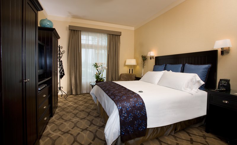West Inn & Suites Carlsbad - Carlsbad, CA