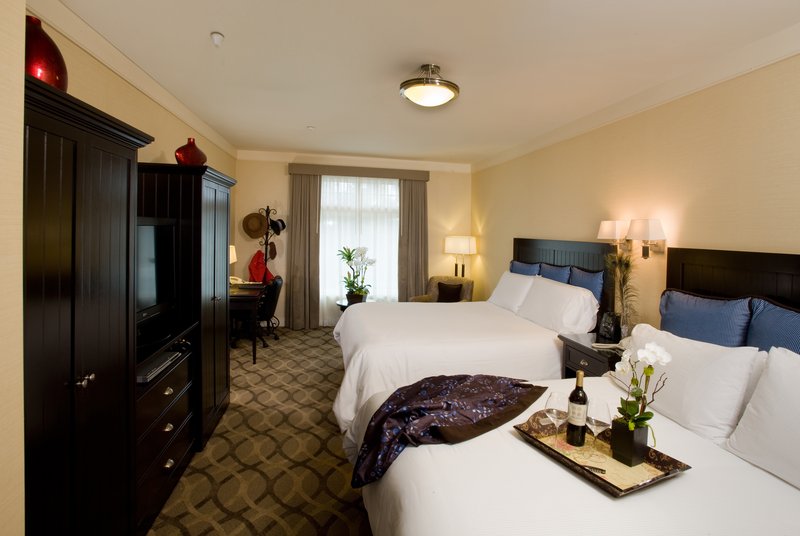 West Inn & Suites Carlsbad - Carlsbad, CA
