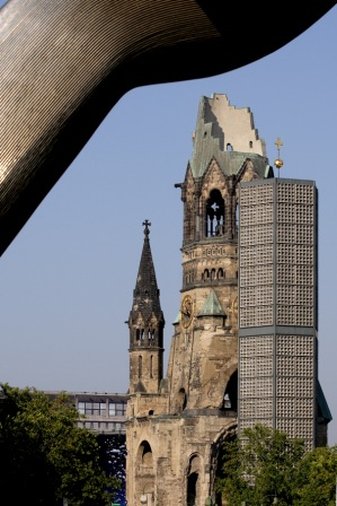 Hotel Hampton by Hilton Berlin City West The Kaiser Wilhelm Memorial Church