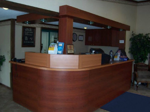 Econo Lodge - Warren, MI