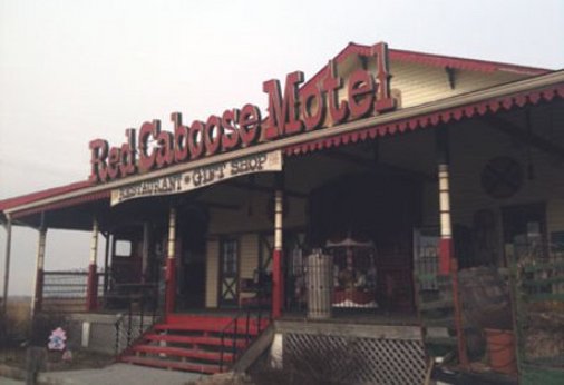 Red Caboose Motel & Gift Shop - Ronks, PA