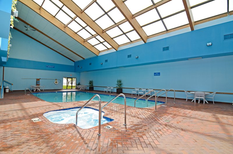 Lakefront Hotel - Manitowoc, WI