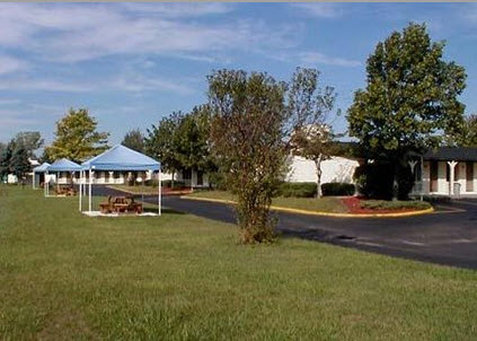 Econo Lodge - Warren, MI