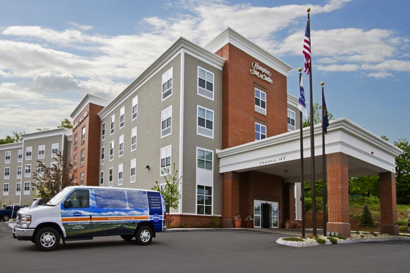 Hampton Inn & Suites - Exeter, NH