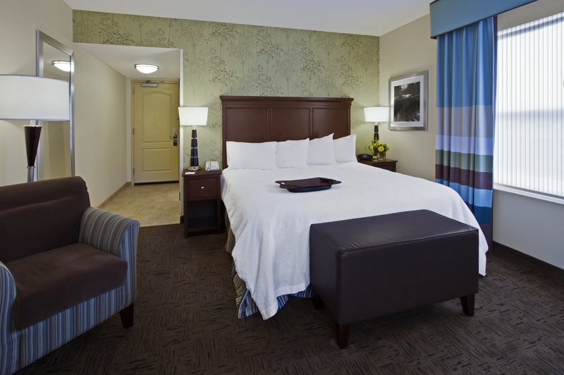 Hampton Inn & Suites - Exeter, NH