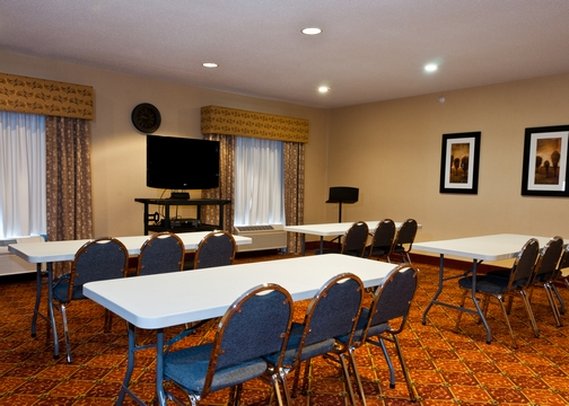 Comfort Suites - Troutdale, OR