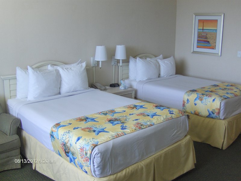 Oceanfront Resort - Bay Harbor Islands, FL