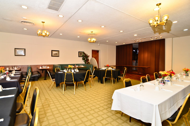 Americas Best Value Inn - Saint Helens, OR