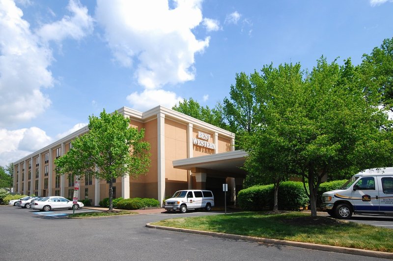 BEST WESTERN PLUS Richmond Airport Hotel - Sandston, VA