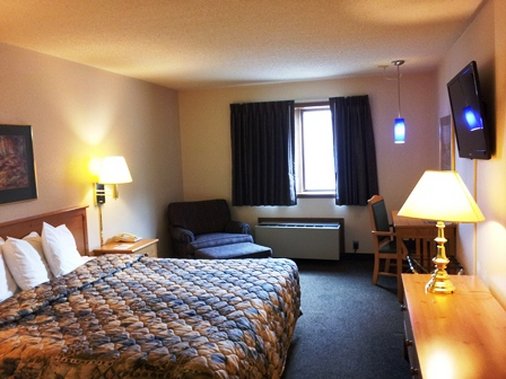River Lodge - Pierre, SD