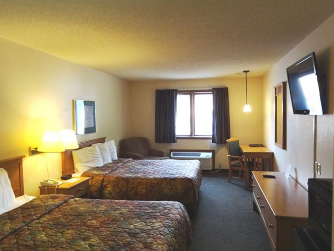 River Lodge - Pierre, SD