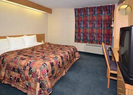 Sleep Inn - Lake Bluff, IL