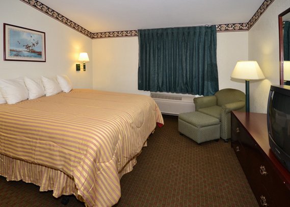 Econo Lodge - Columbia, MO